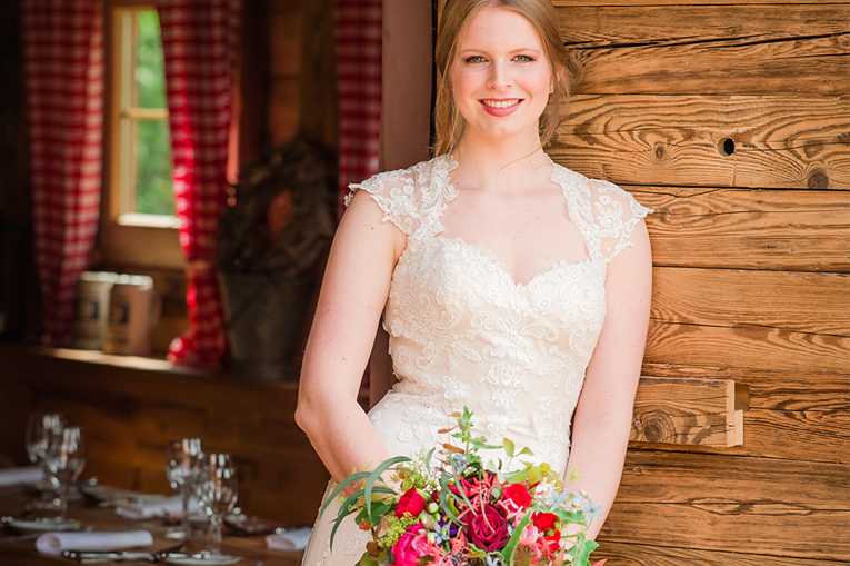 Brautmoden Finkbeiner - Heiraten & Hochzeit